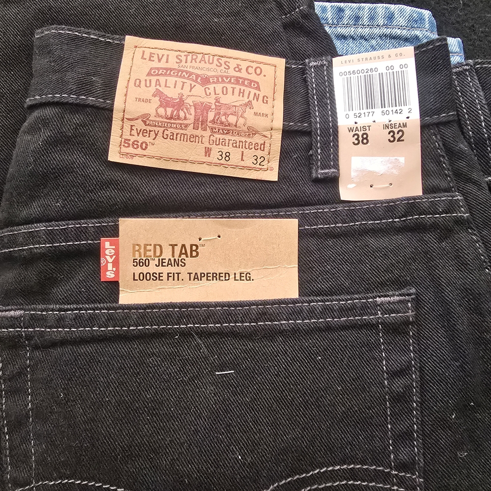 NWT Levi's Men's Relaxed Fit Black Jeans 38 X 32
